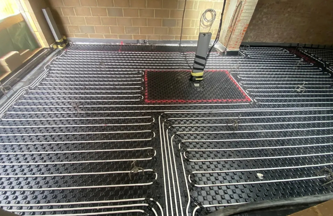 Liquid Screed – Comparing Performance