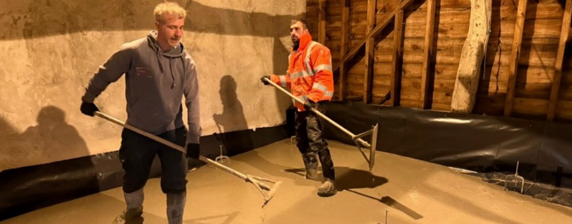 Flowing concrete, self compacting in Essex
